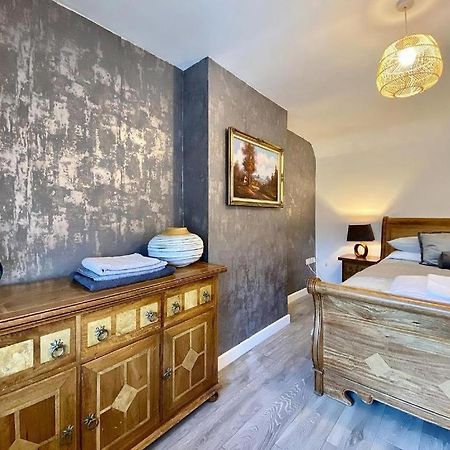House 1905 - Self Catering Serviced Apartment Tidworth Екстериор снимка