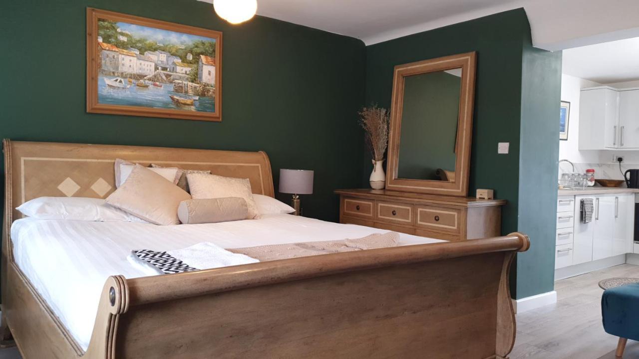 House 1905 - Self Catering Serviced Apartment Tidworth Екстериор снимка