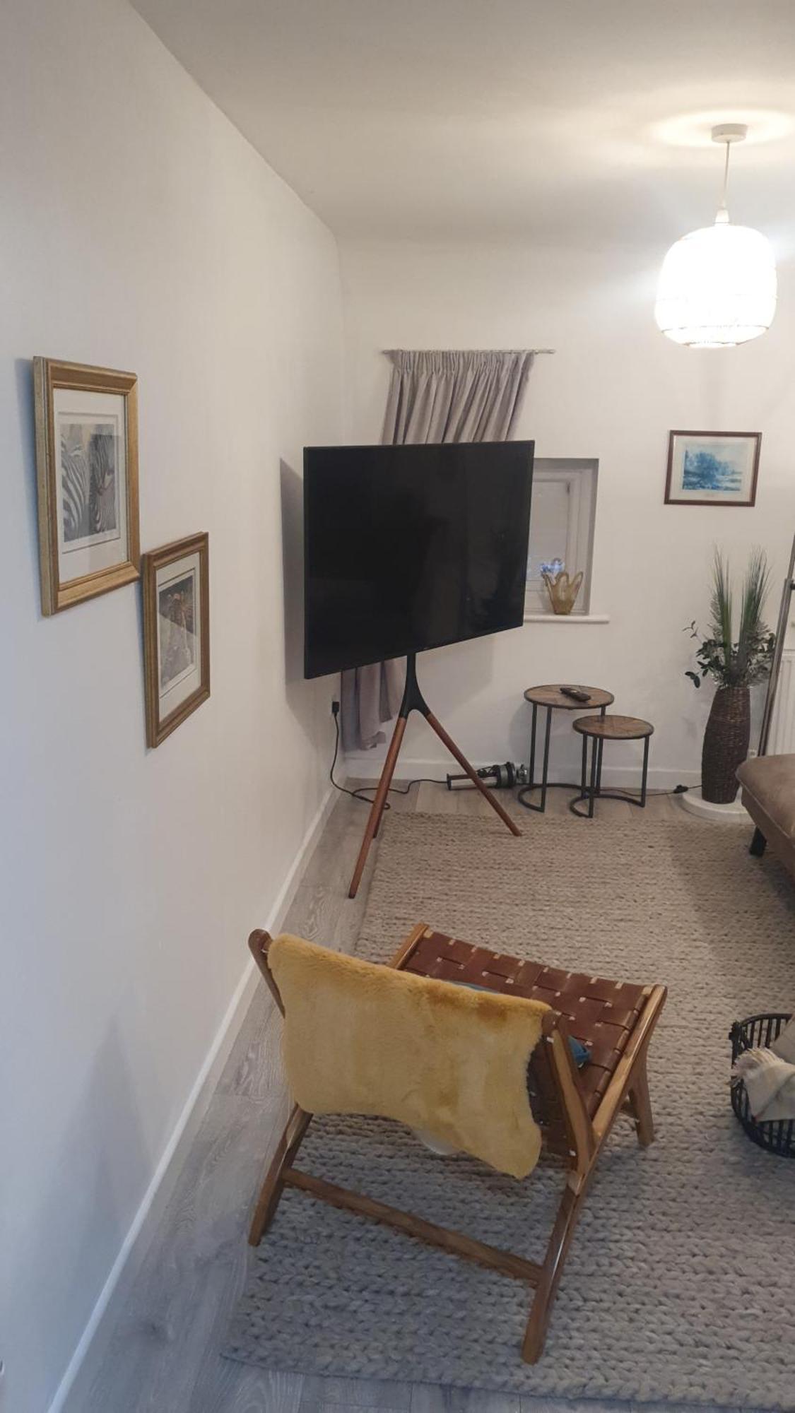 House 1905 - Self Catering Serviced Apartment Tidworth Екстериор снимка