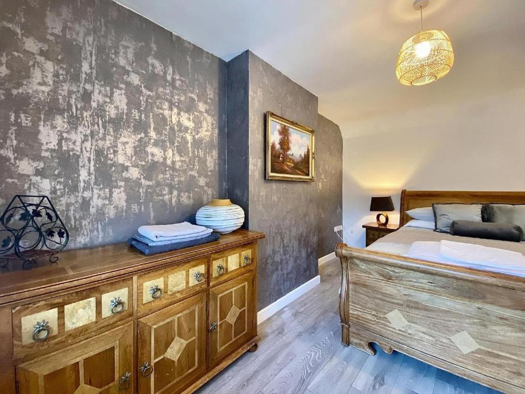 House 1905 - Self Catering Serviced Apartment Tidworth Екстериор снимка
